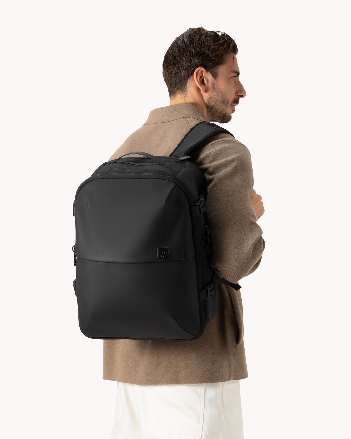 FLEX (Under Seat) - Matt Black