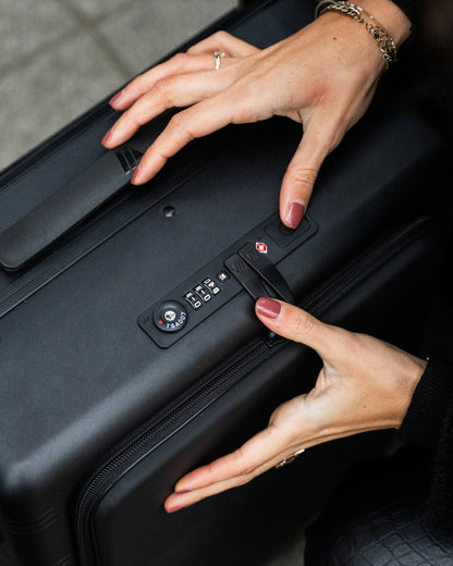 NEXT (Handbagage)