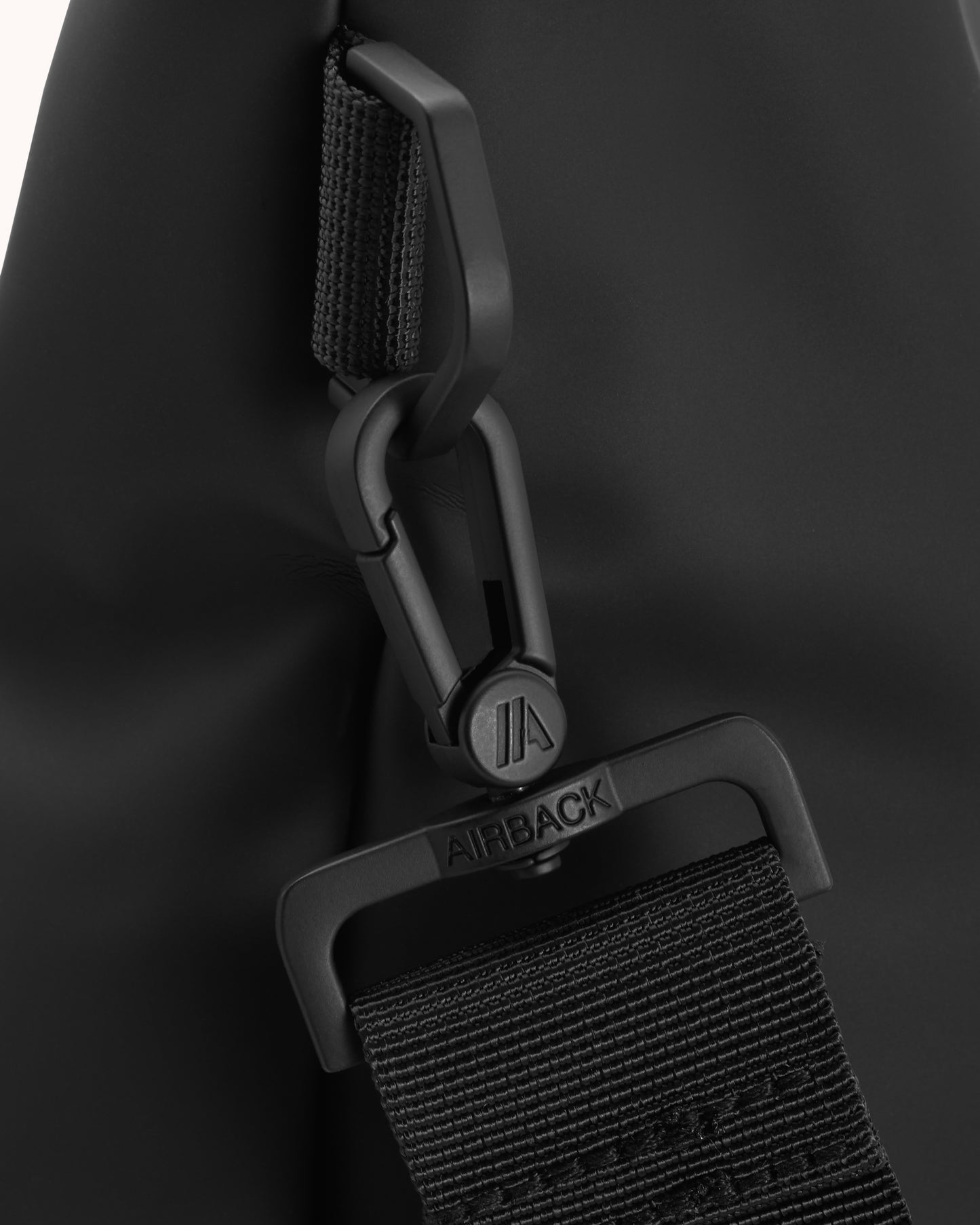 Airback GO (debajo del asiento) - Negro mate